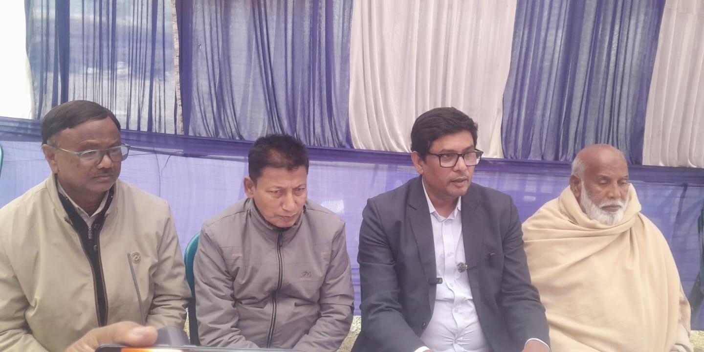 ভোটকেন্দ্র বহাল রাখার দাবিতে পঞ্চগড়ের বোদায় বিএনপির সংবাদ সম্মেলন